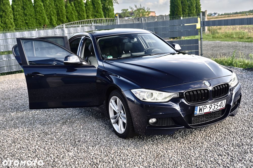 BMW Seria 3 320d - 23