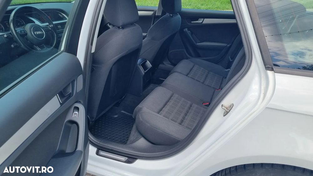 Audi A4 2.0 TDI S tronic - 11