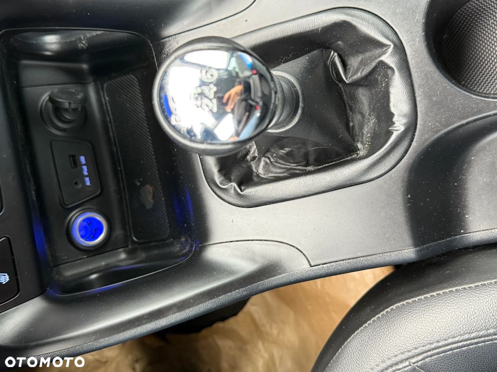 Hyundai ix35 1.7 CRDi 2WD blue Comfort - 33