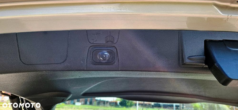 Ford C-MAX 1.5 TDCi Start-Stop-System Titanium - 20