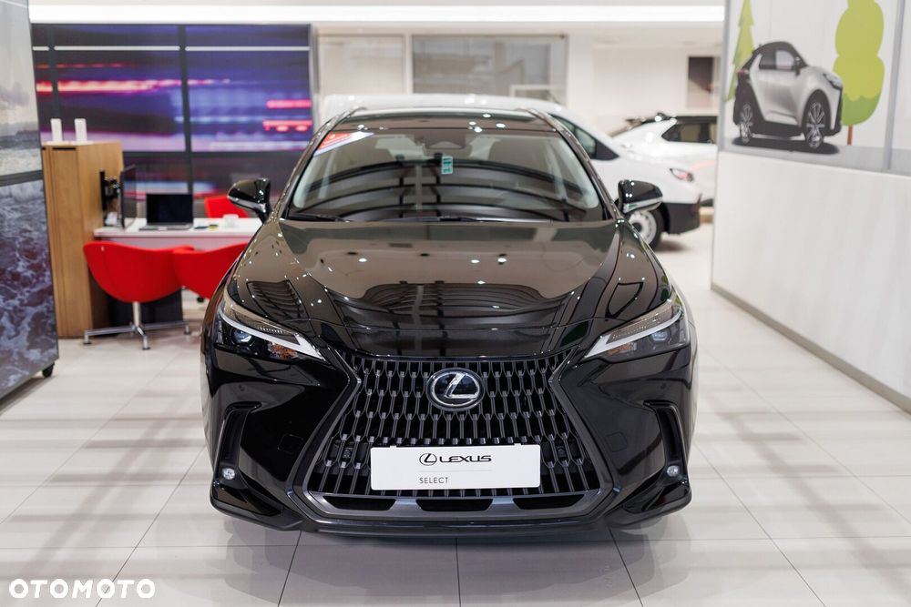 Lexus NX - 3