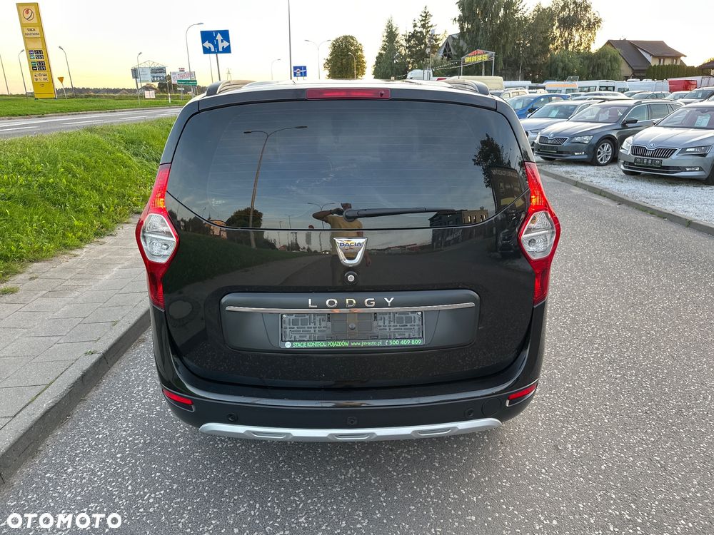 Dacia Lodgy dCi 110 Stepway Celebration - 6