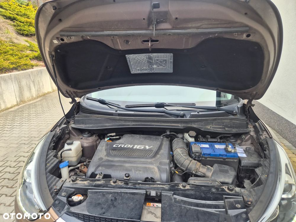 Hyundai ix35 2.0 CRDi 4WD Automatik Fifa World Cup Gold Edition - 27