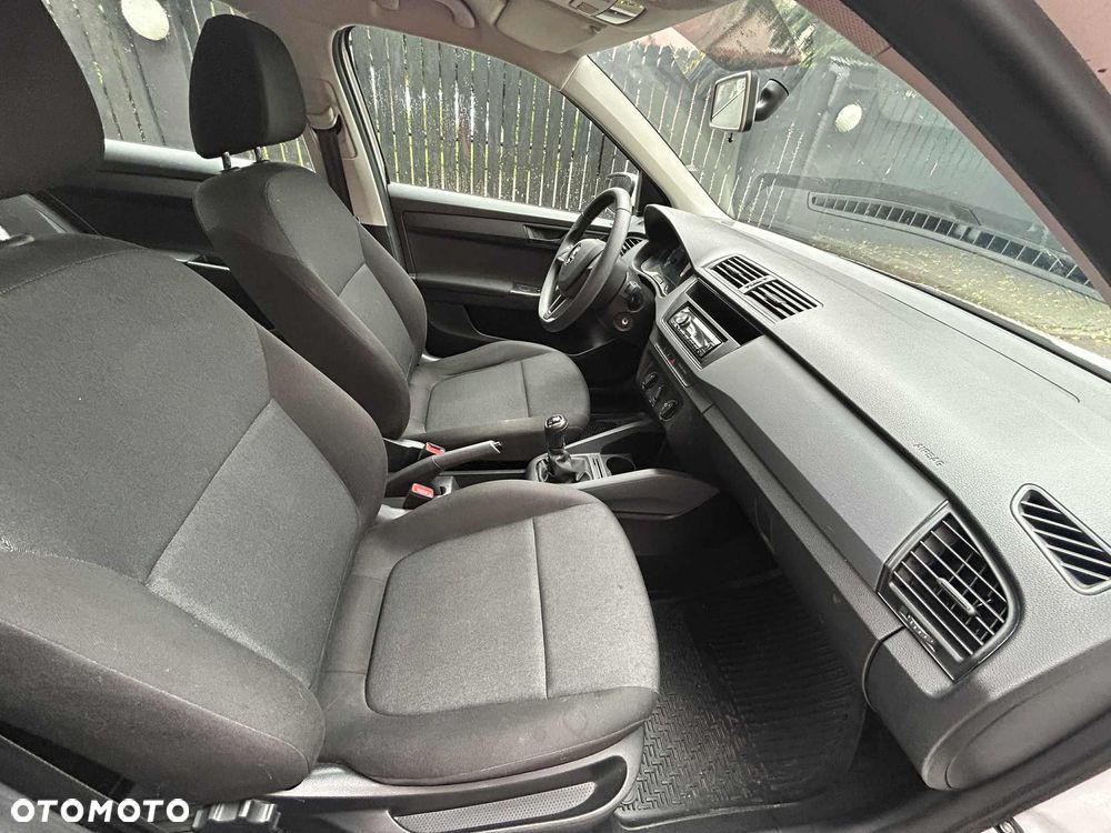 Skoda Fabia - 14