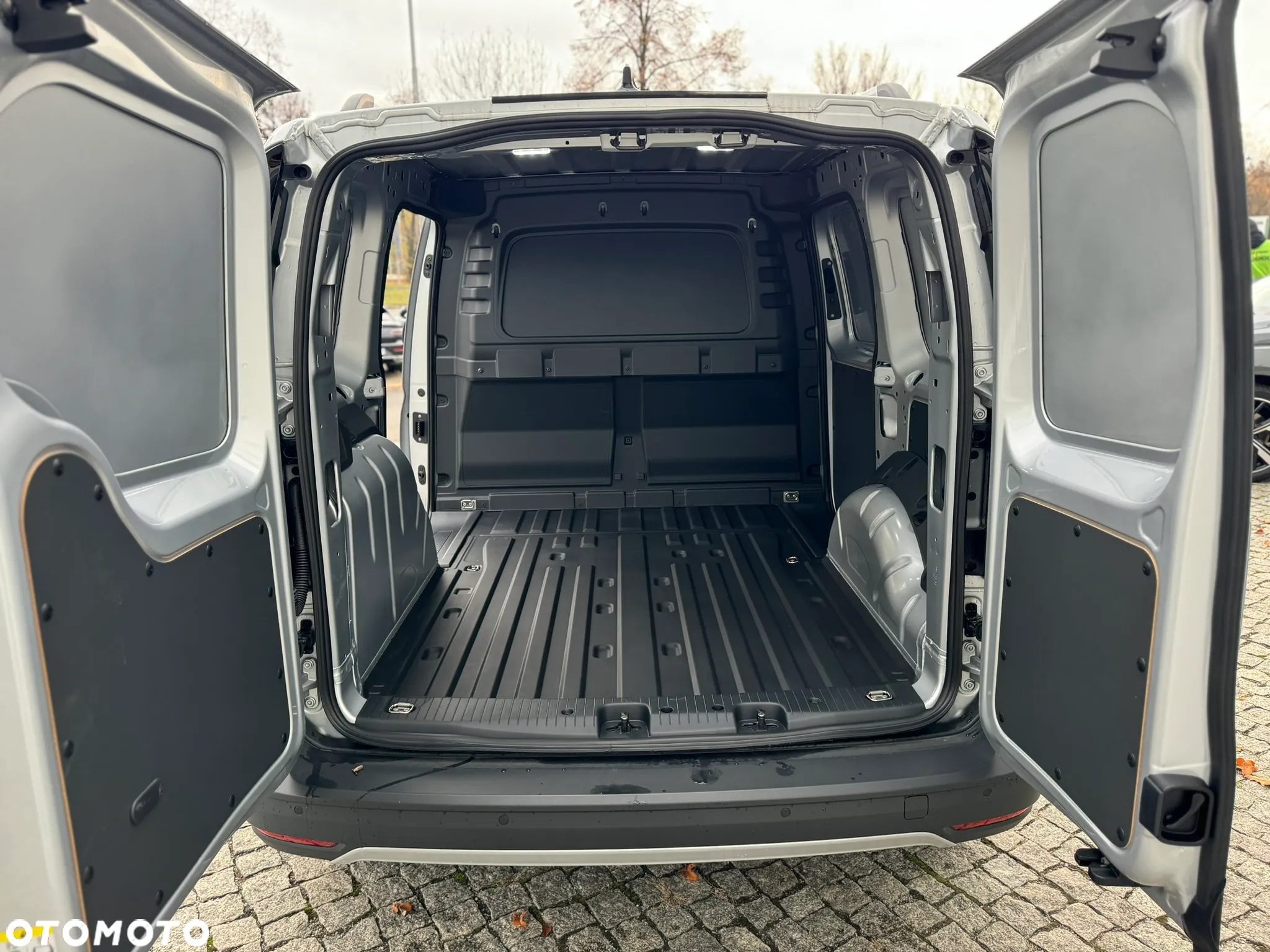 Volkswagen Caddy - 32
