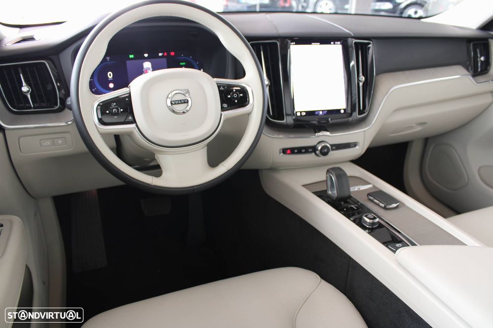 Volvo XC 60 2.0 T6 PHEV Inscription Expression AWD - 9