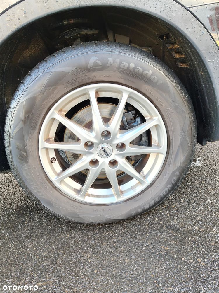 Nissan Qashqai 2.0 dCi DPF tekna - 12