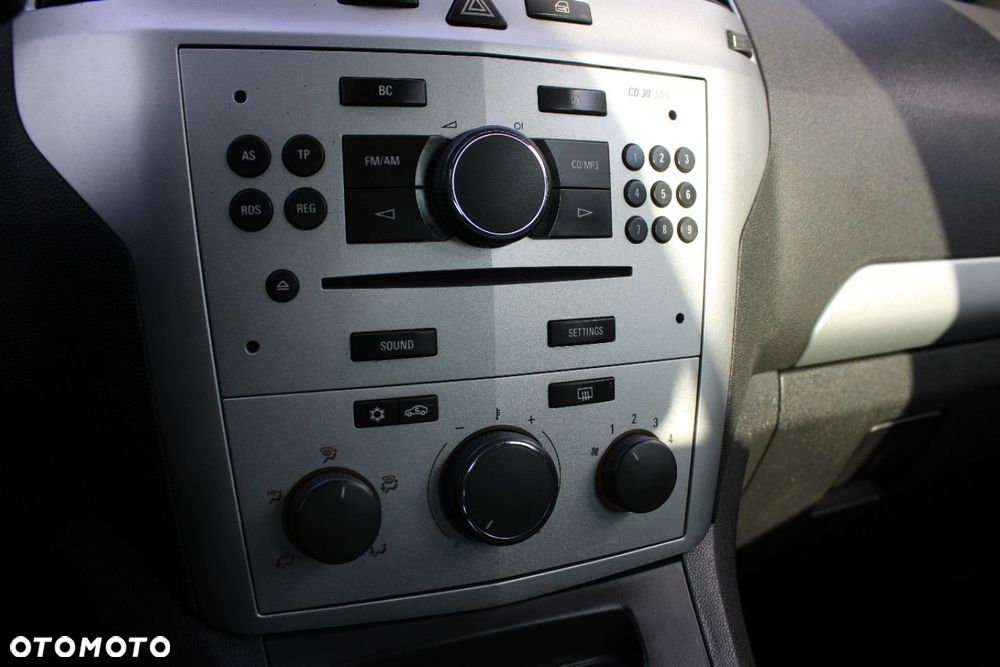 Opel Zafira - 31