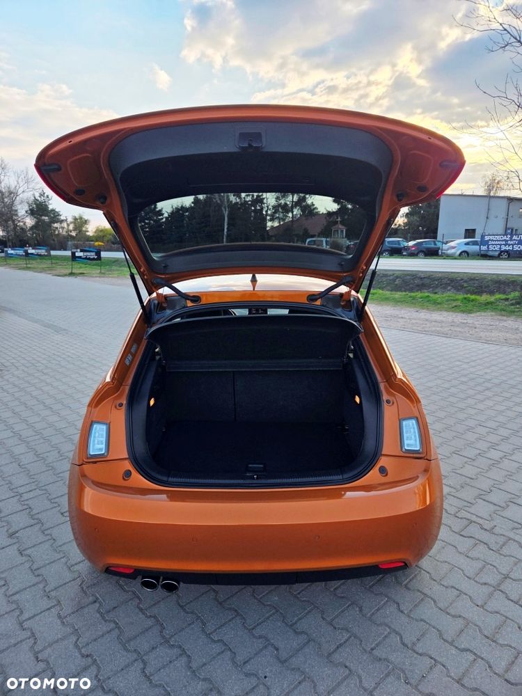 Audi A1 Sportback 1.4 TFSI Attraction - 11