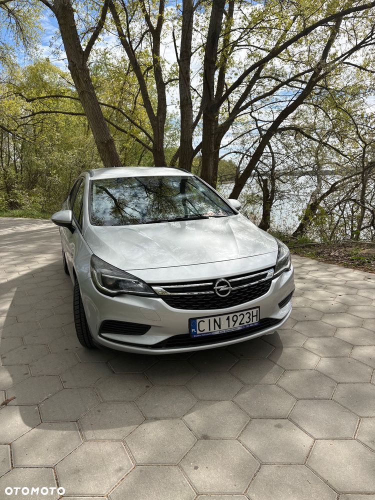 Opel Astra 1.6 CDTI Dynamic S&S - 2