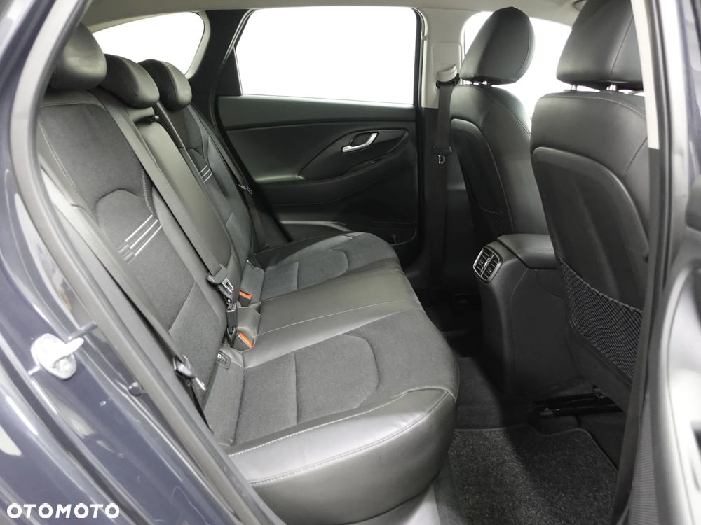 Hyundai i30 1.5 T-GDI 48V-Hybrid Prime - 23