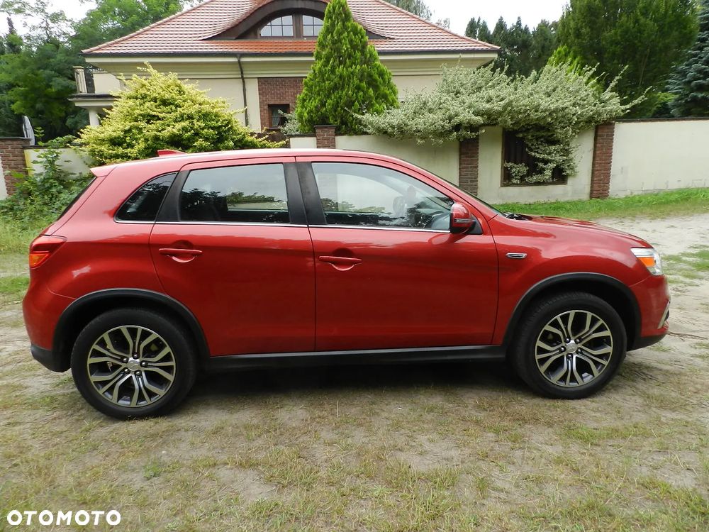 Mitsubishi ASX - 5