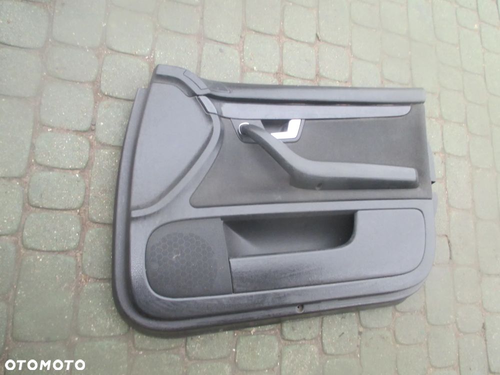 Boczek drzwi prawy Audi A4 B6 - 3