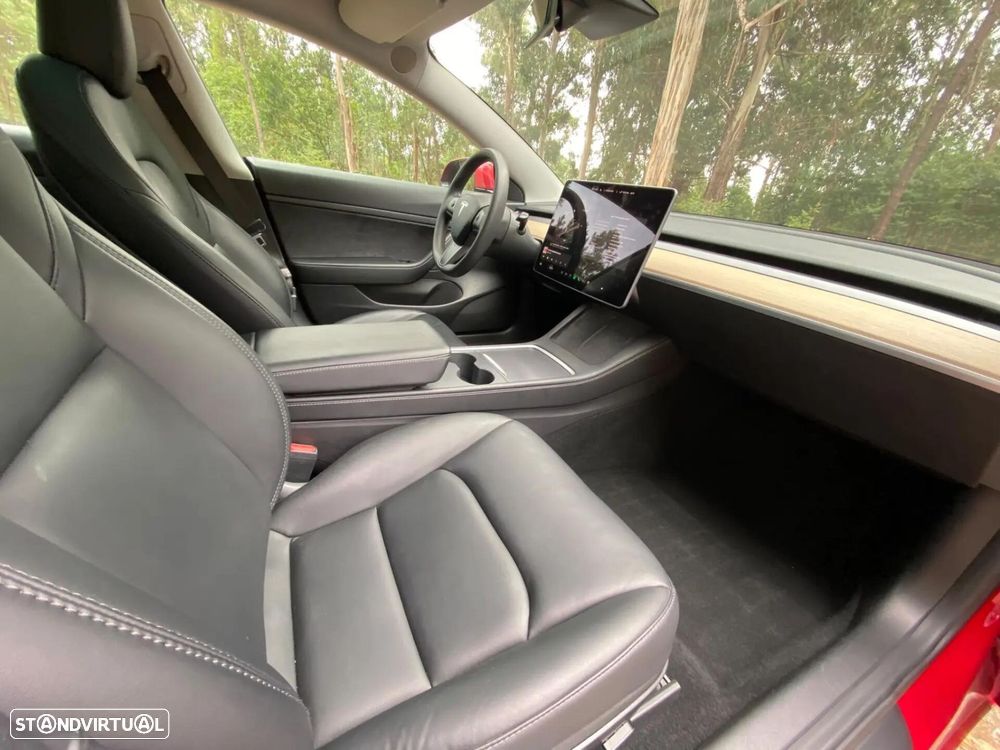 Tesla Model 3 Standard RWD - 24