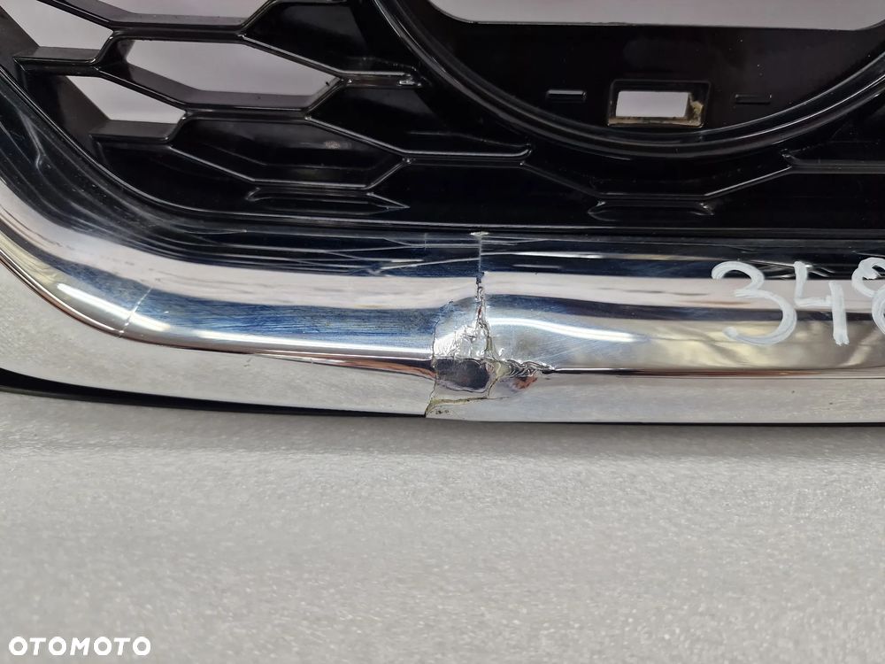 NISSAN QASHQAI 2 II LIFT ATRAPA / GRILL PRZEDNI PRZÓD , NR 62310HV3 / 6933U100 , NR AUKCJI GR348 - 4