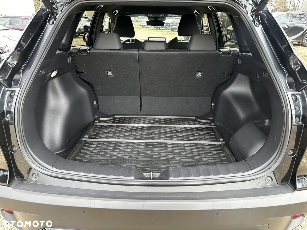 Toyota Corolla Cross - 10