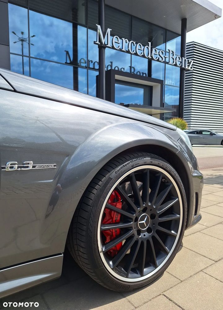 Mercedes-Benz Klasa C 63 AMG AMG SPEEDSHIFT MCT AMG Performance Package - 5