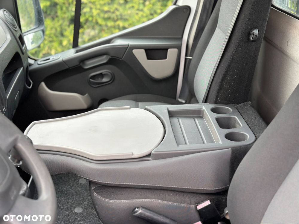 Renault Master - 15