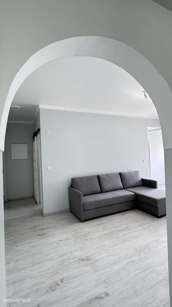 Apartamento T3 com 2 casas de banho e elevador - Grande imagem: 2/15