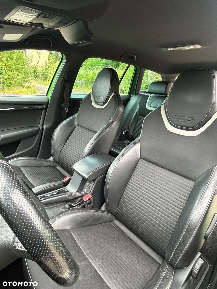 Skoda Octavia 2.0 TDI RS - 30