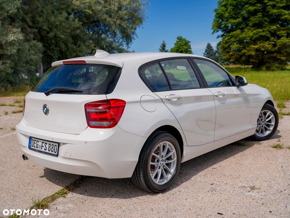 BMW Seria 1 - 18