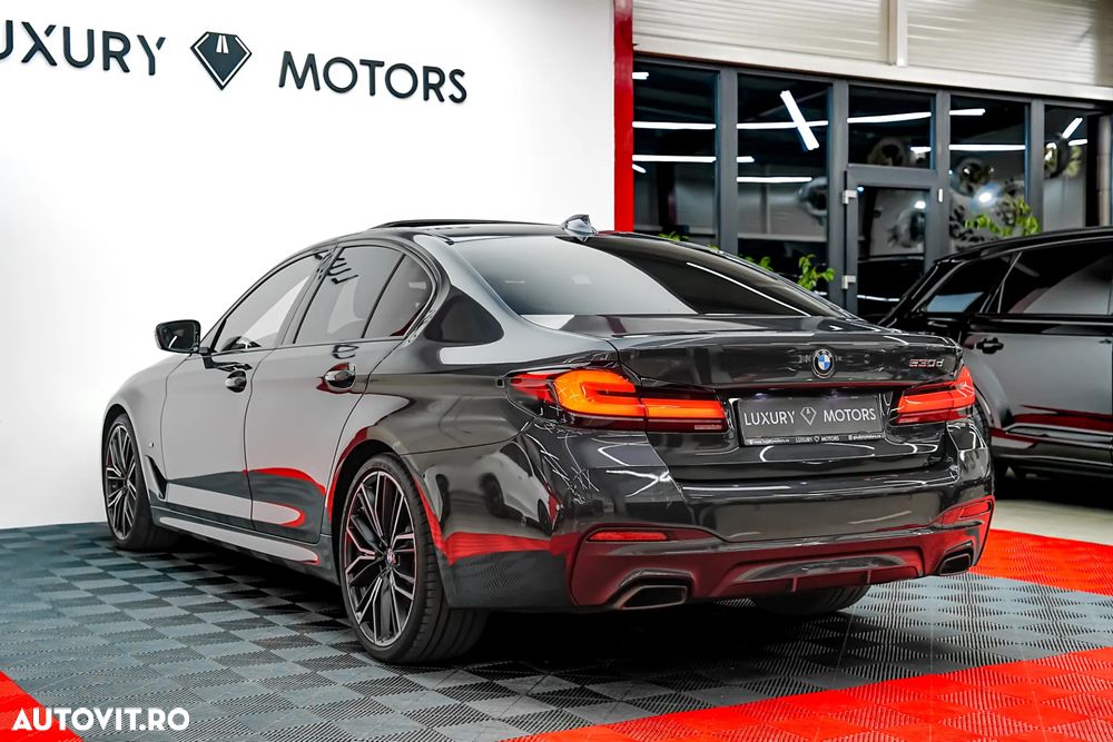 BMW Seria 5 530d Aut. M Sport Edition - 7