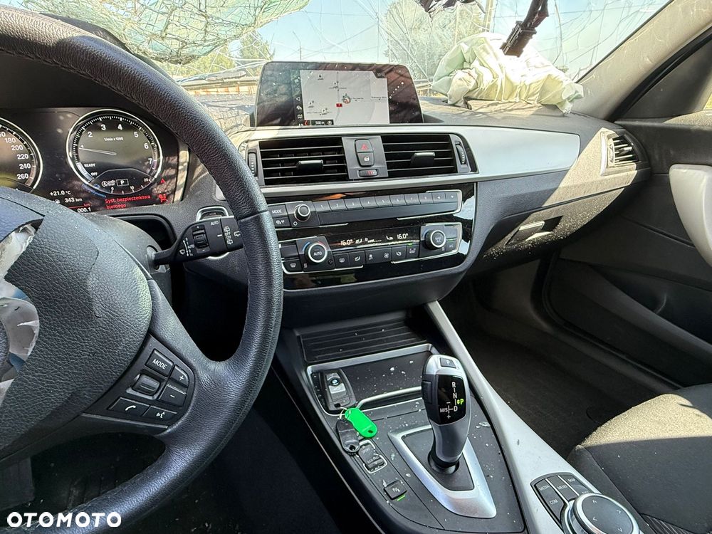 BMW Seria 1 118i GPF Sport Line - 13