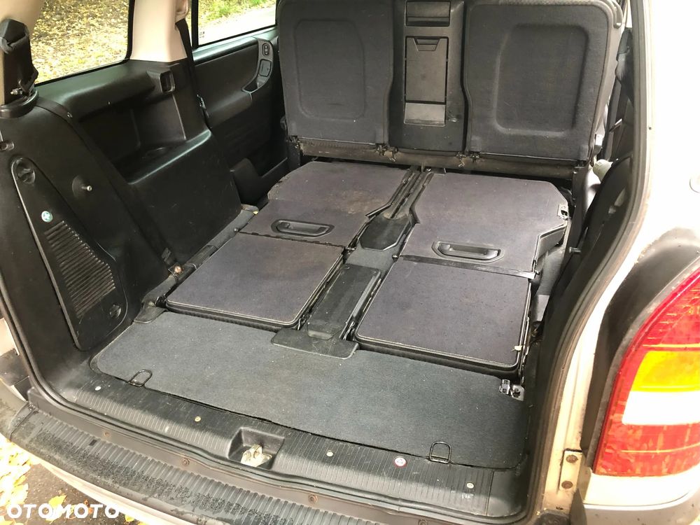 Opel Zafira 1.8 16V Elegance - 9