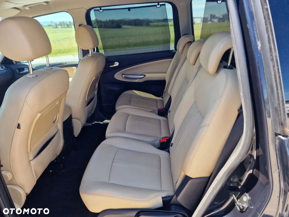 Ford Galaxy 2.0 TDCi Platinium X (Titanium) MPS6 - 21