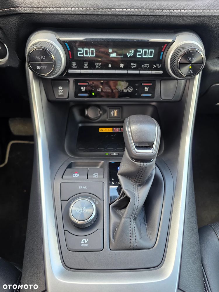 Toyota RAV4 2.5 Hybrid Executive 4x4 - 33
