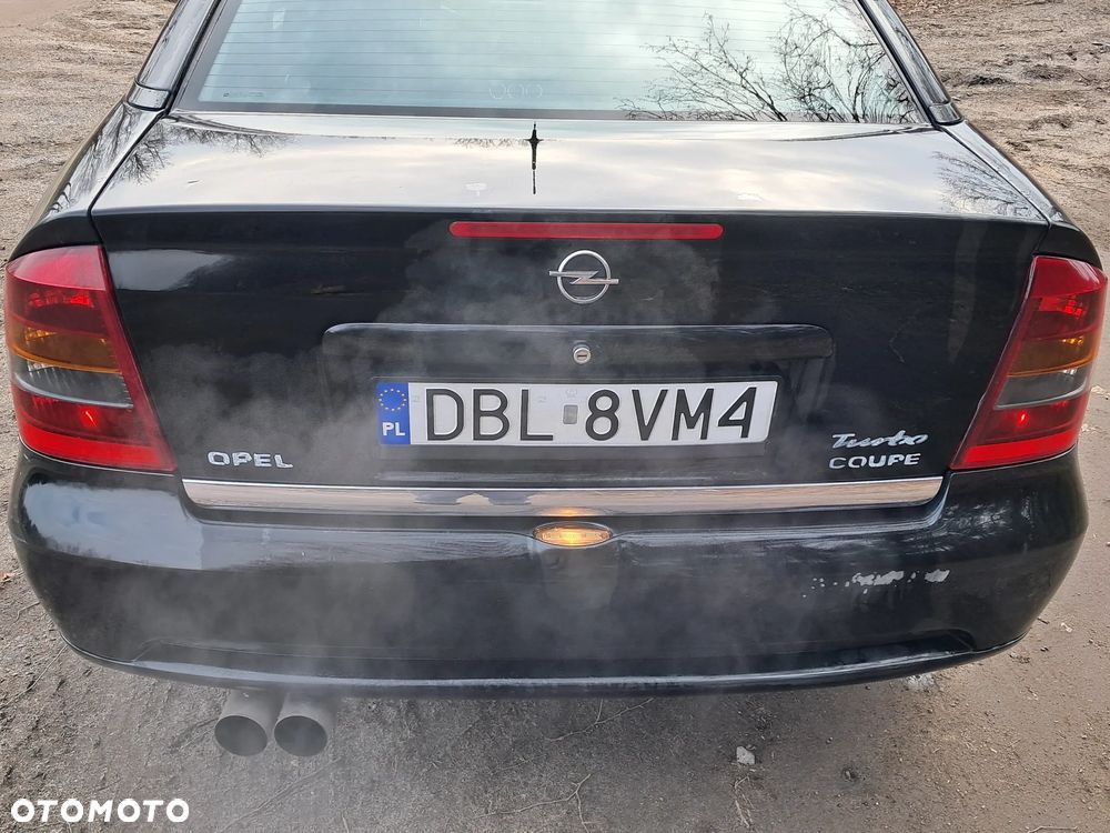 Opel Astra II Coupe 2.0 T - 6
