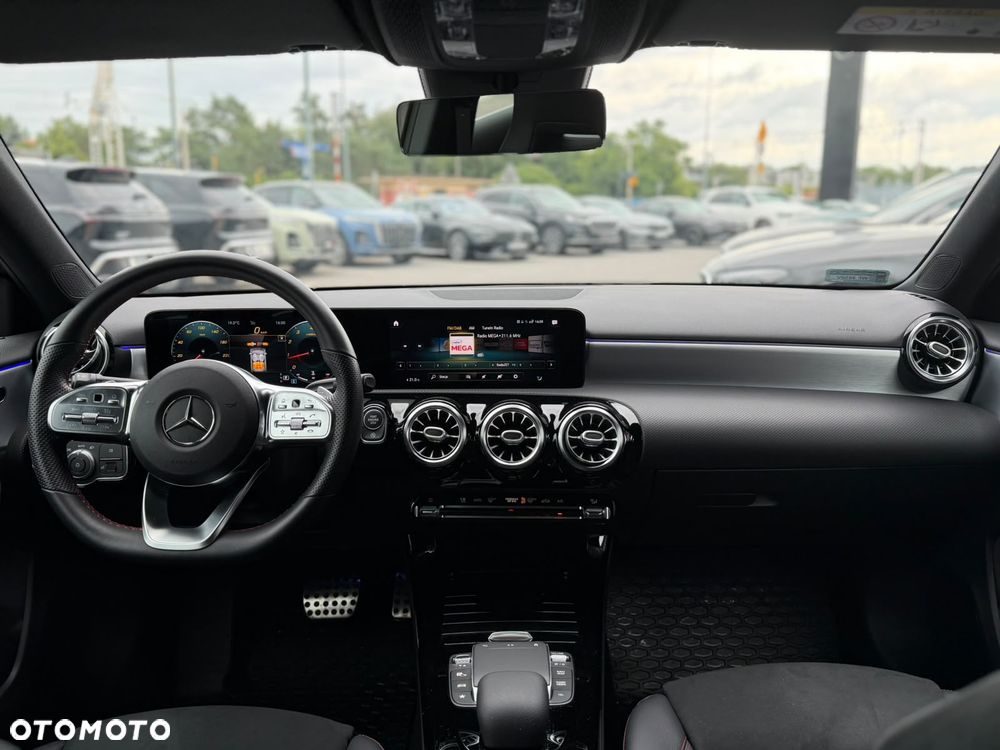 Mercedes-Benz Klasa A 200 AMG Line 7G-DCT - 15