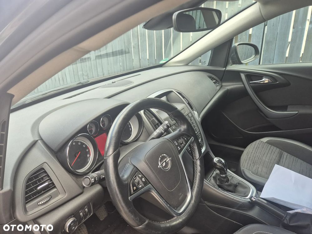 Opel Astra 1.4 Turbo Innovation - 9