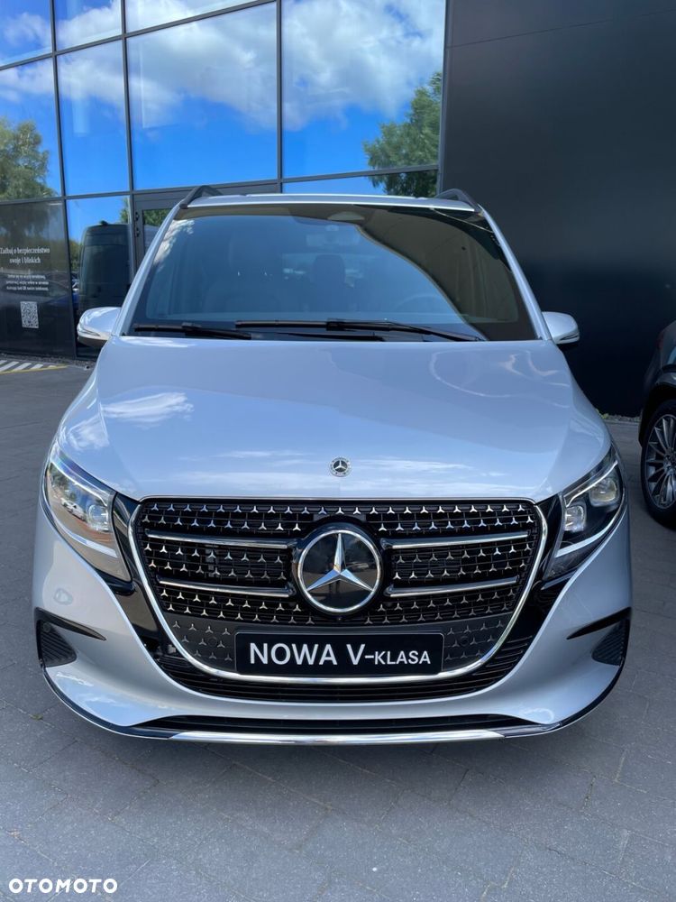Mercedes-Benz Klasa V - 3