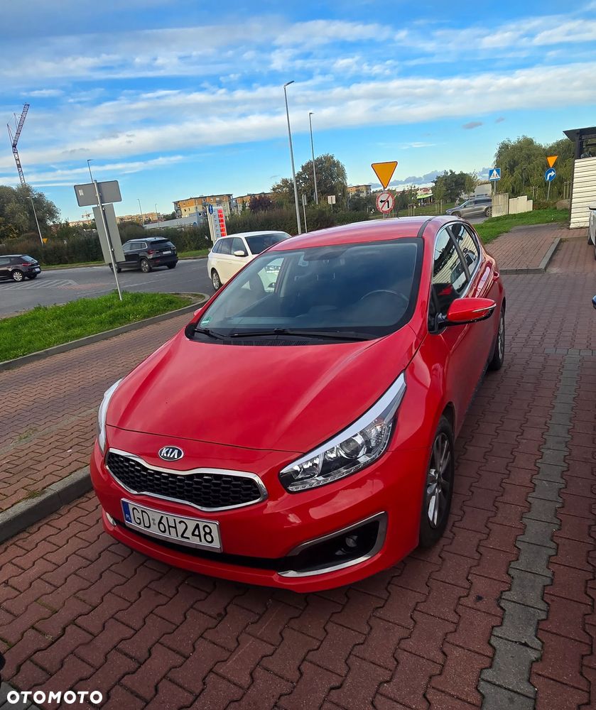 Kia Ceed - 1