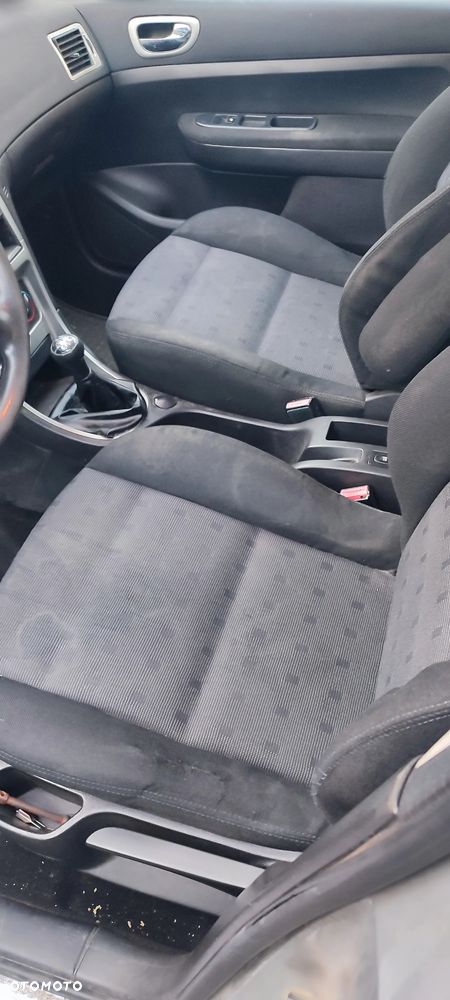 Peugeot 307 - 10