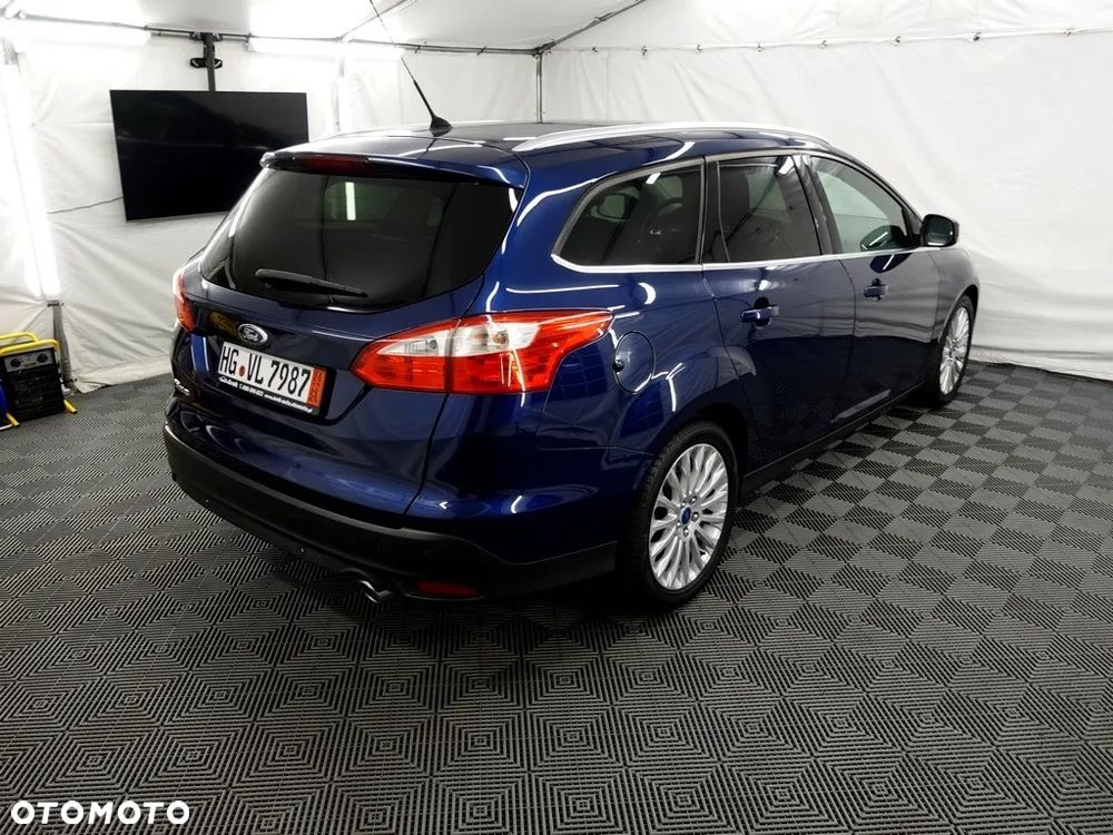 Ford Focus 1.6 EcoBoost Titanium - 4