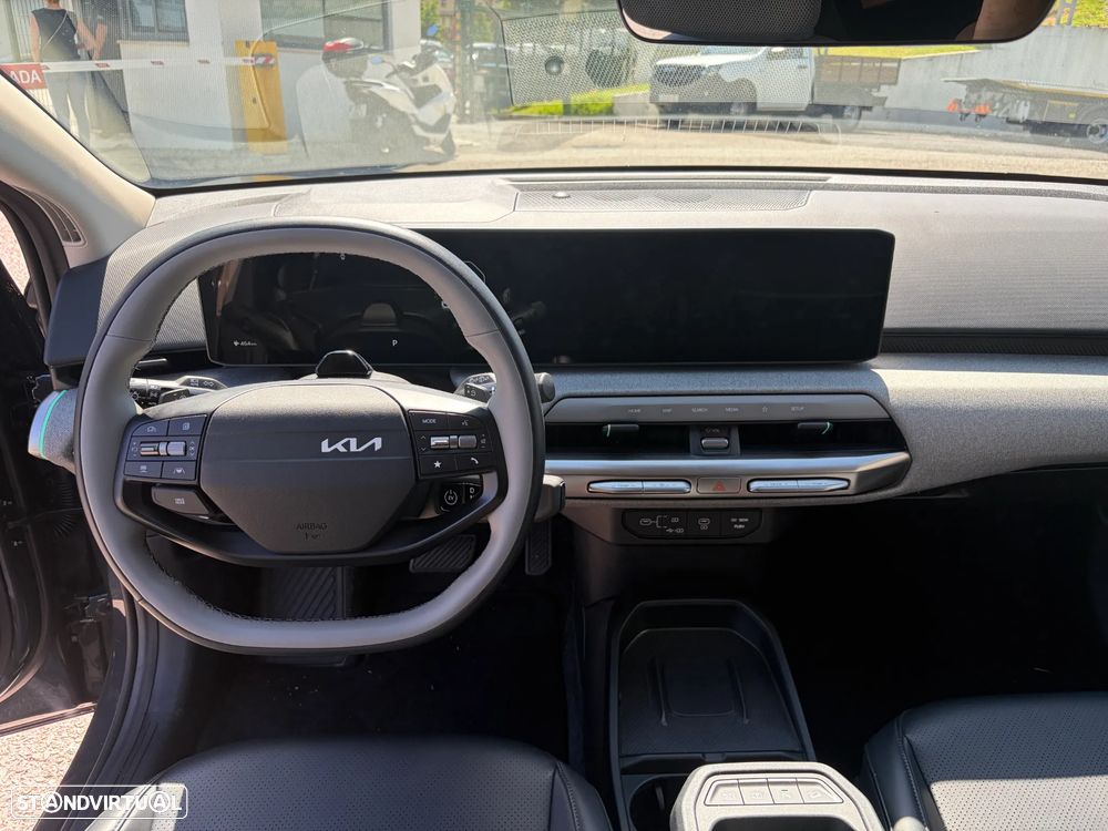Kia EV4 81.4 kWh Tech - 10