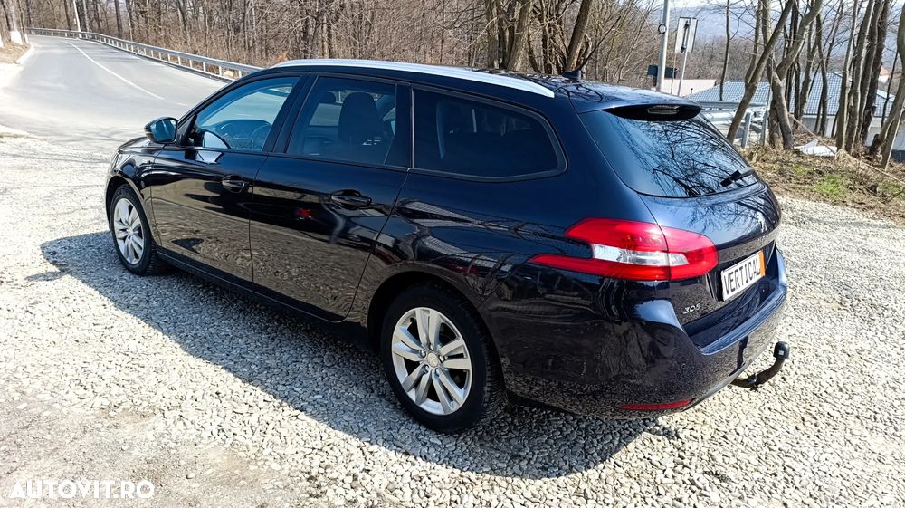 Peugeot 308 PureTech 130 Stop & Start Style - 4