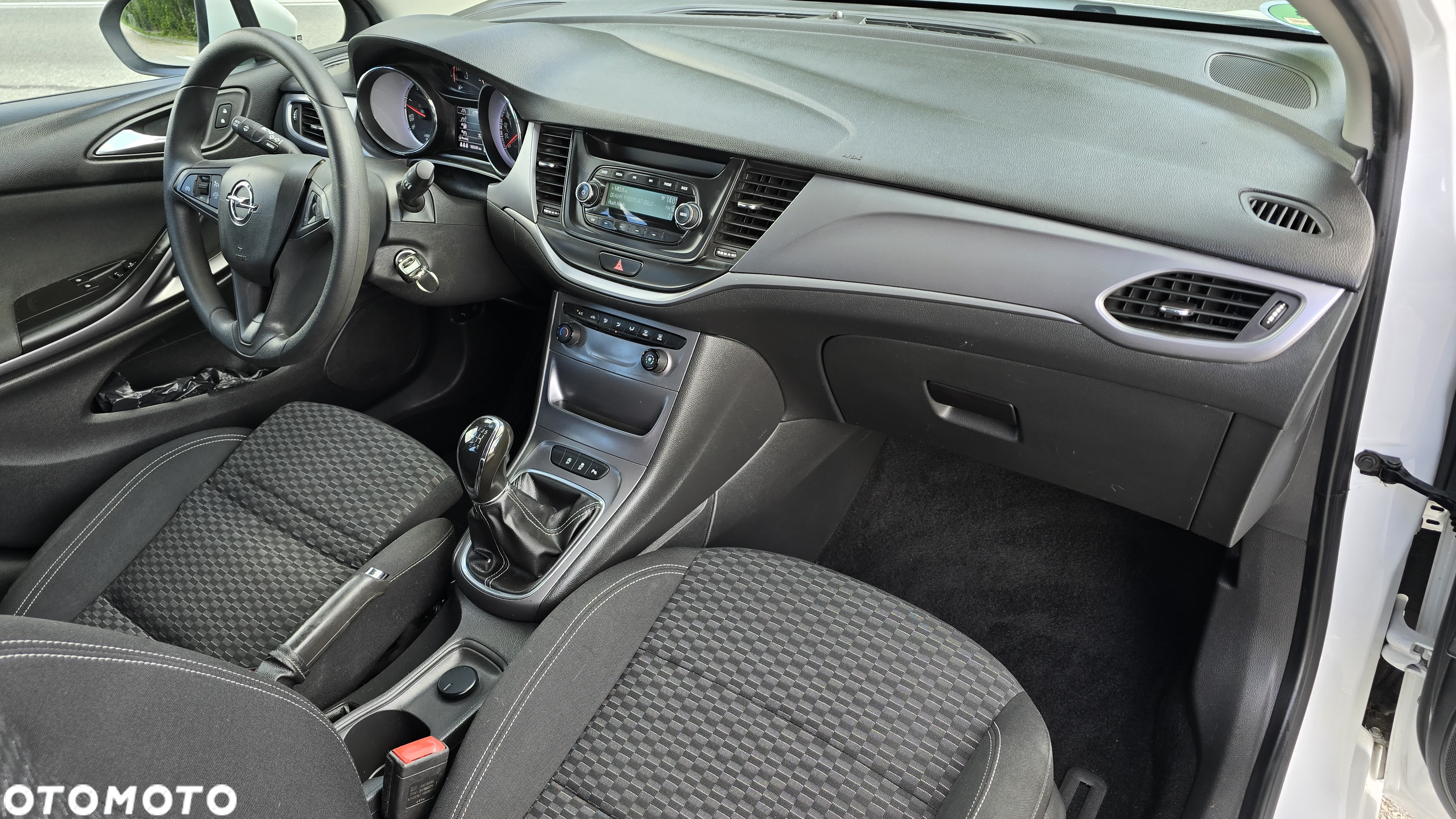 Opel Astra 1.6 D (CDTI) Edition - 10