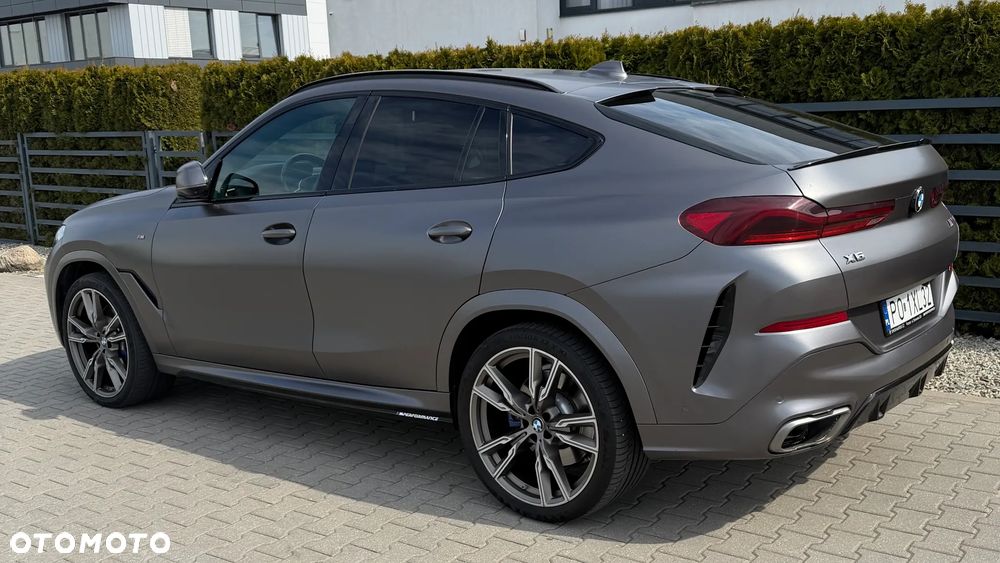 BMW X6 M50i - 8