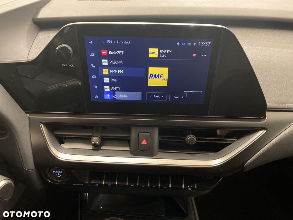 Lexus UX 300h Business - 14