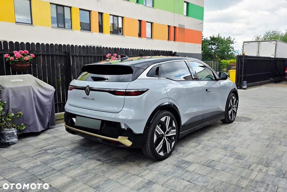 Renault Megane EV60 Iconic - 10