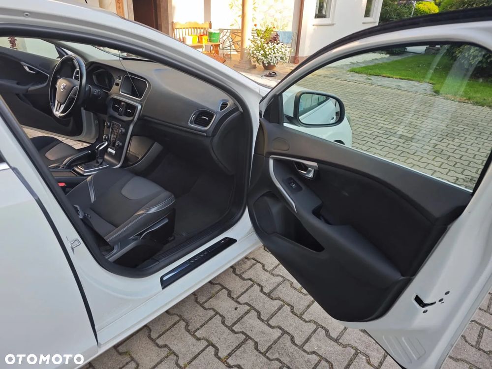Volvo V40 D2 Drive-E Base - 13