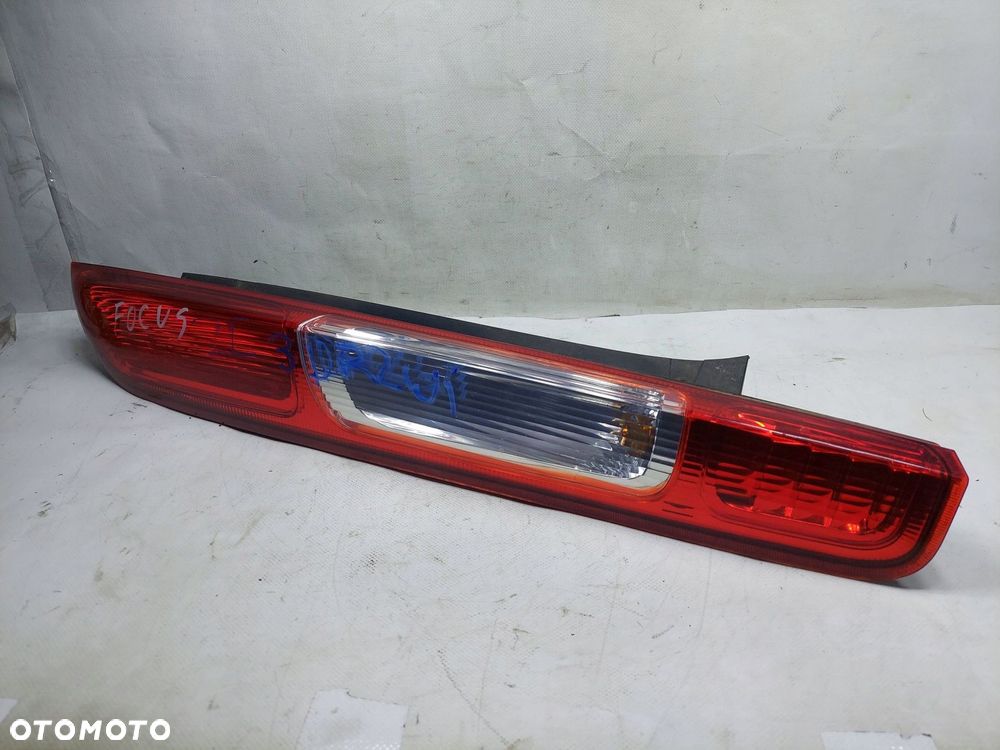 Lampa Prawa Tył Tylna Wkład Ford Focus Mk2 Hb - 2