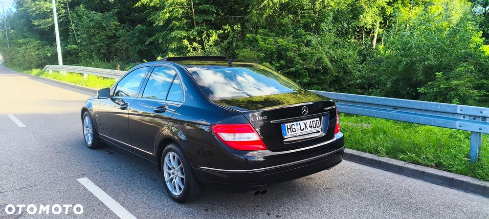 Mercedes-Benz Klasa C 180 Kompressor BlueEFFICIENCY Elegance - 3