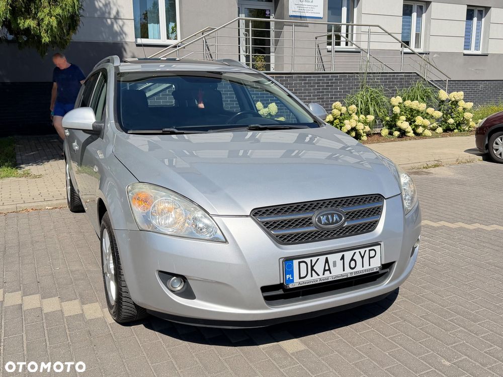 Kia Ceed 1.6 XL - 1