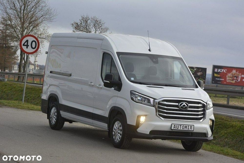 Maxus DELIVER 9 - 13