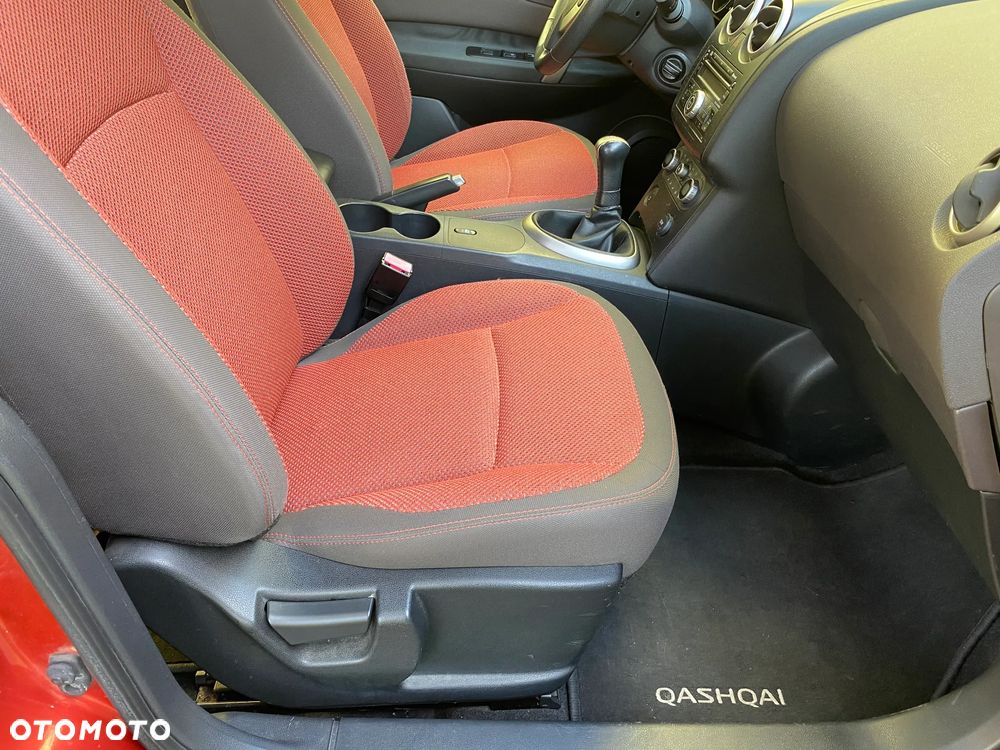 Nissan Qashqai - 12
