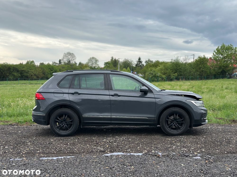 Volkswagen Tiguan - 20